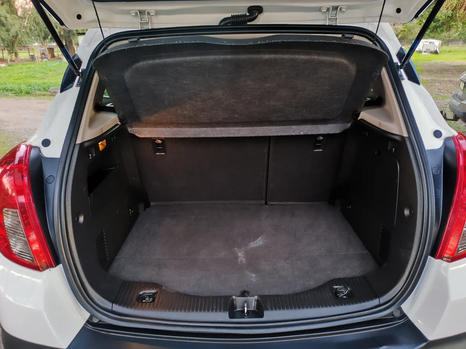 2017 Peugeot  208 POP ART — photo 19