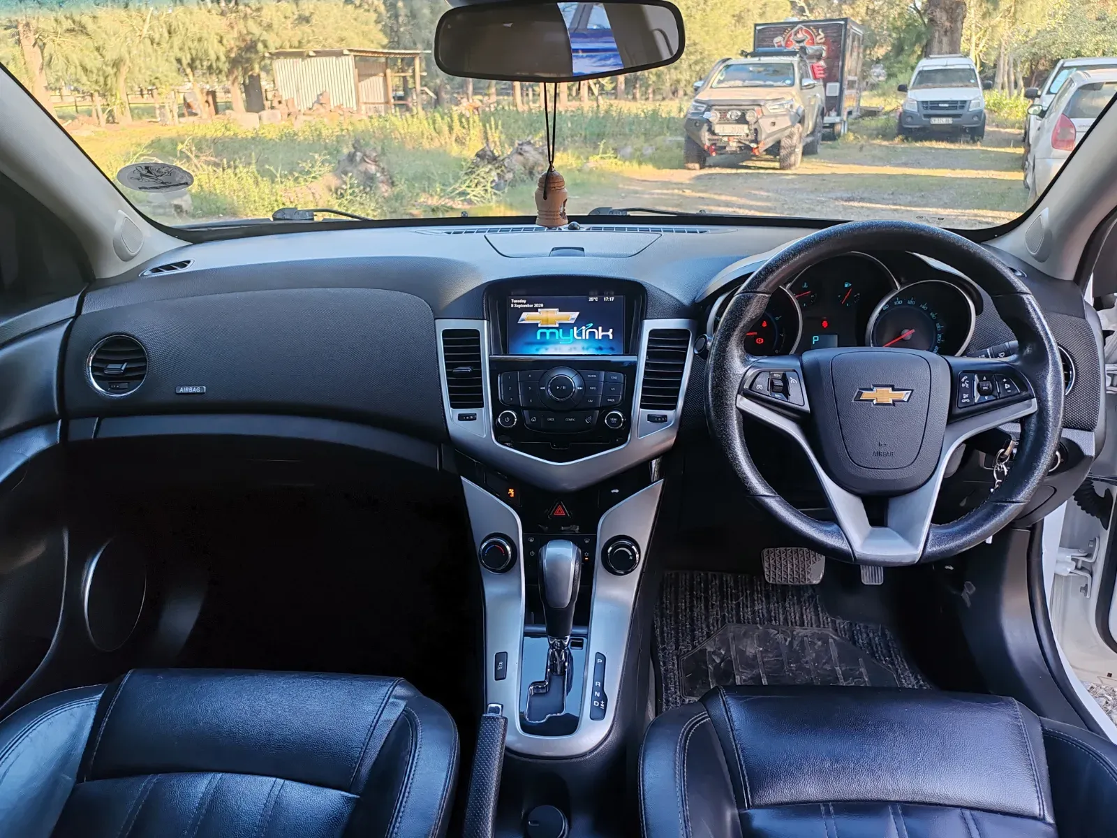 2015 Chevrolet  Cruze LS — photo 6