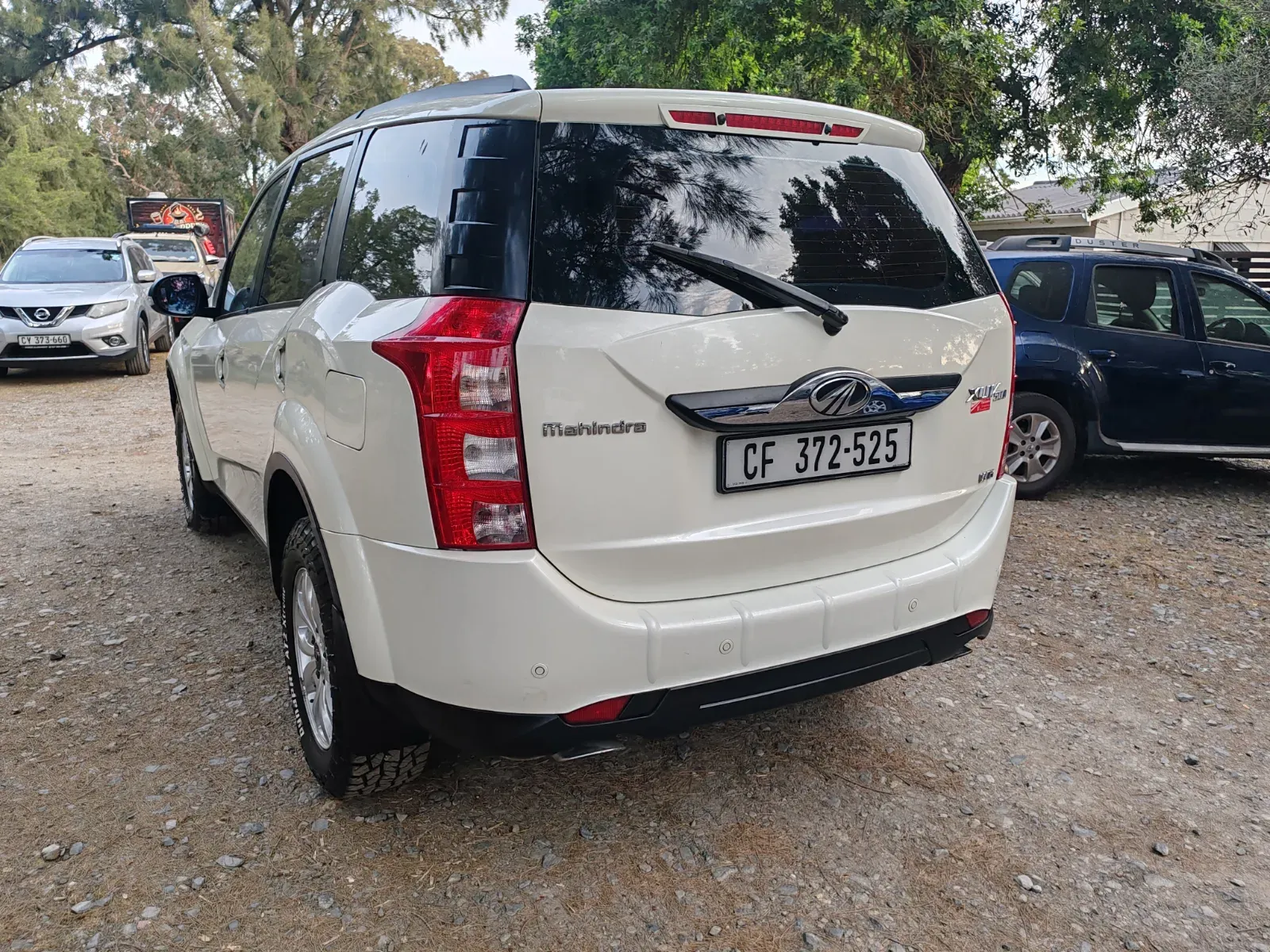 2016 Mahindra  XUV 500 W6 — photo 24