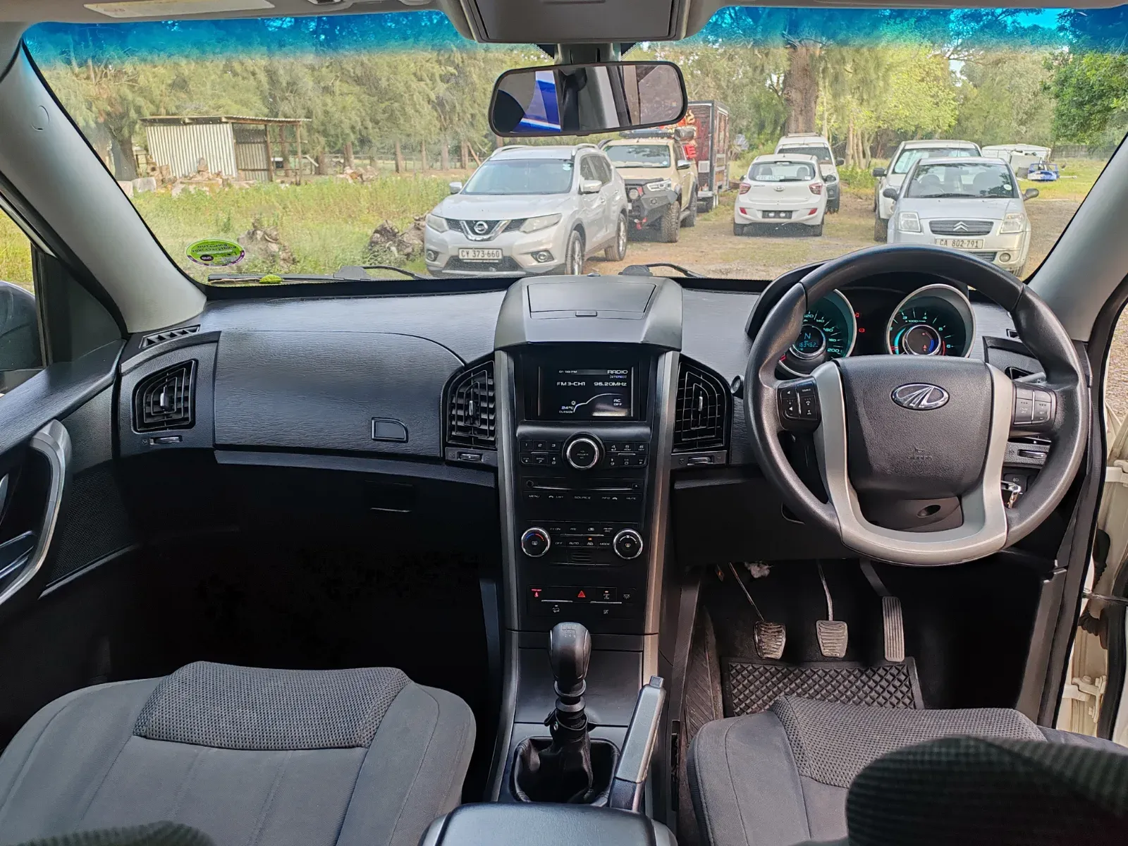 2016 Mahindra  XUV 500 W6 — photo 6