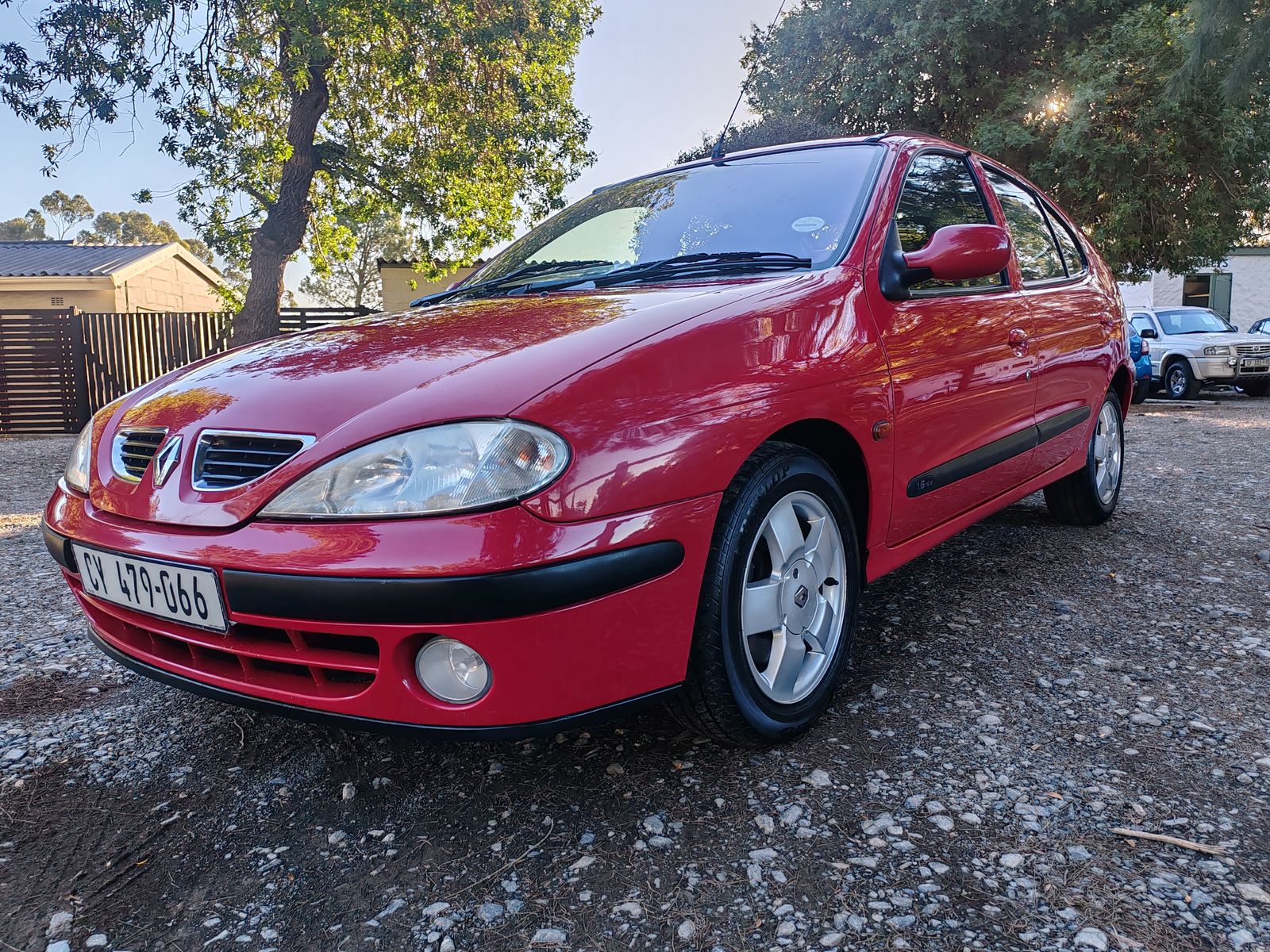 2003 Renault  Megane 1.6 Dynamique  — photo 2