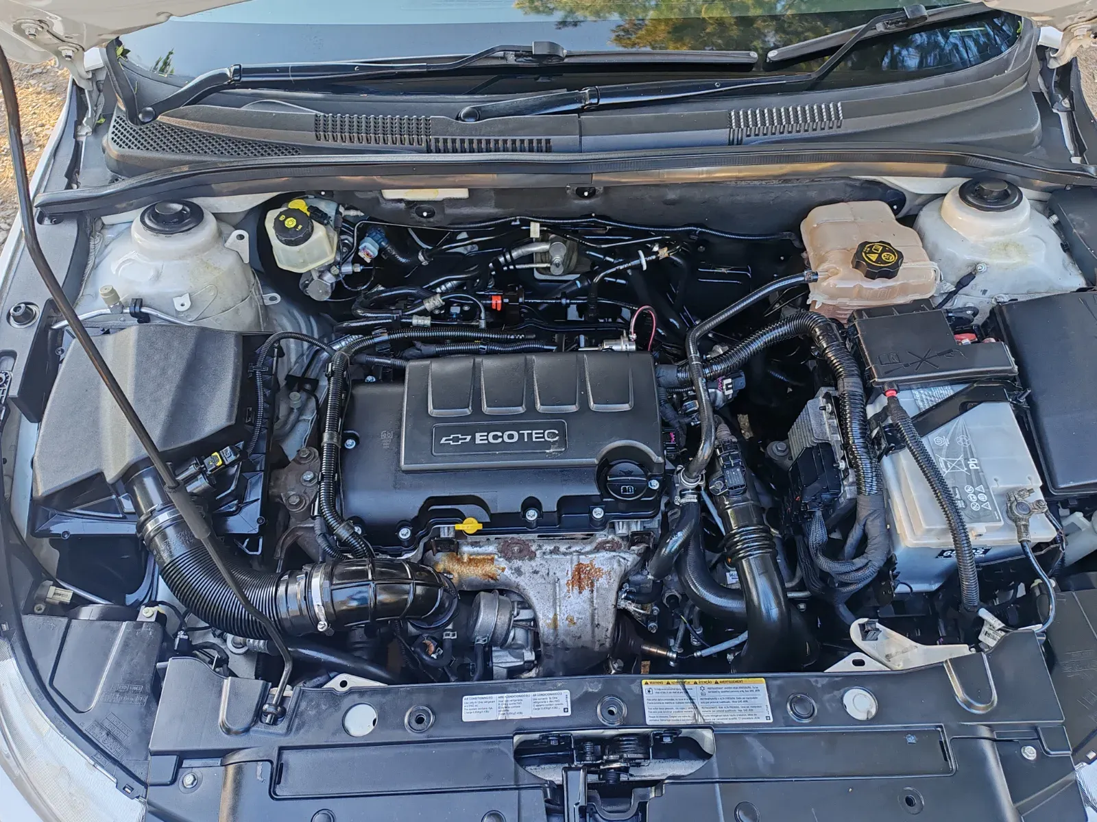 2015 Chevrolet  Cruze LS — photo 24
