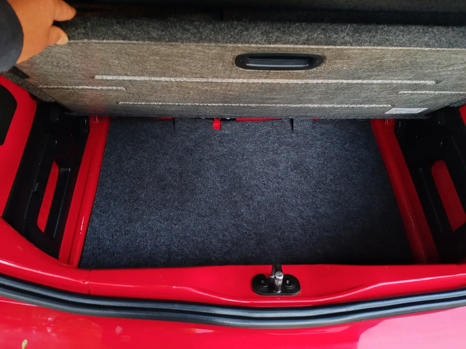 2016 Volkswagen  MOVE UP — photo 19